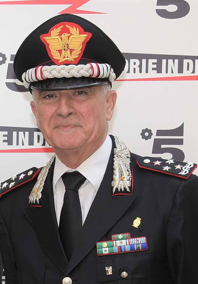 Storie in divisa: la docu-serie su Canale 5. FOTO E VIDEO-INTERVISTA Storie in divisa: la docu-serie su Canale 5. FOTO E VIDEO-INTERVISTA