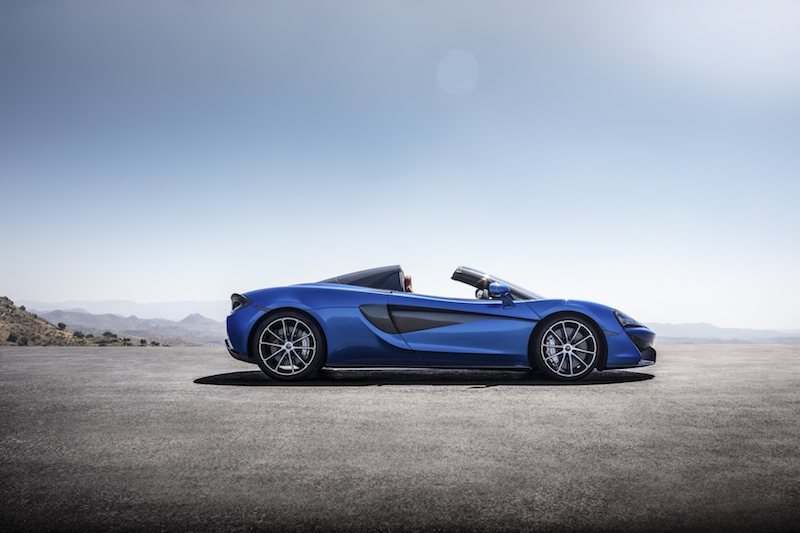 Mc Laren 570S Spider: la supercar che si guida come una city car Mc Laren 570S Spider: la supercar che si guida come una city car