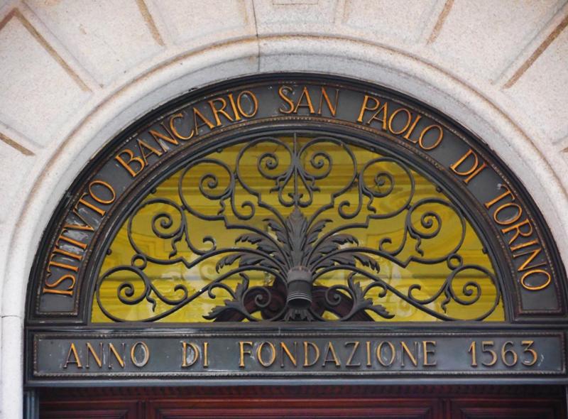 Intesa Sanpaolo presenta il volume su 60 anni di storia (1946-2006) San Paolo Intesa Sanpaolo presenta il volume su 60 anni di storia (1946-2006) San Paolo