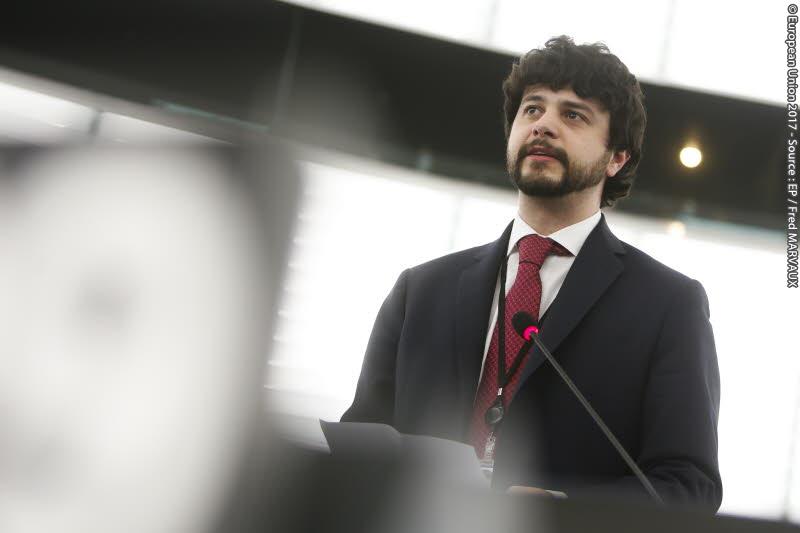Accordo Parigi, Benifei: “Europa leader nella lotta ai cambiamenti climatici” Accordo Parigi, Benifei: “Europa leader nella lotta ai cambiamenti climatici”
