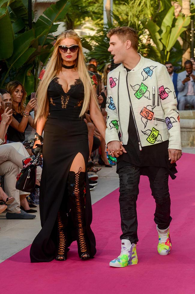 Paris Hilton, l’avanguardista. Fenomenologia di un’icona contemporanea