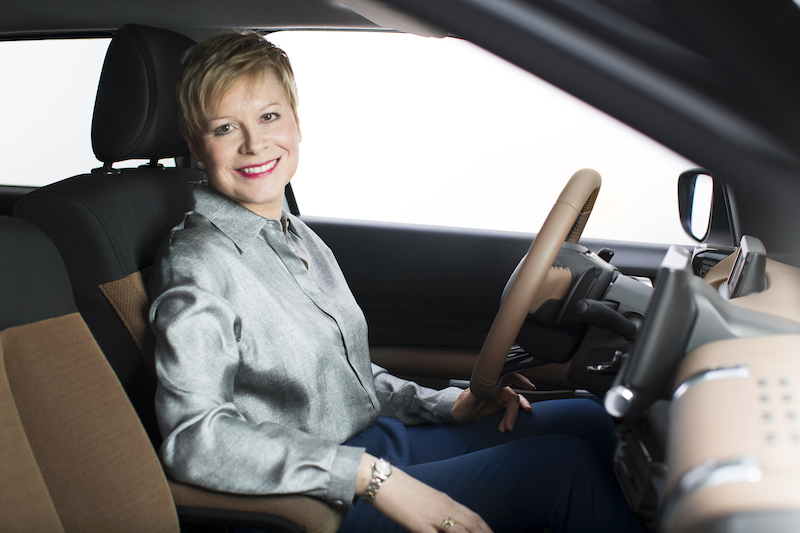 La Mela d’Oro 2017 a Linda Jackson Direttore Generale di Citroen La Mela d’Oro 2017 a Linda Jackson Direttore Generale di Citroen