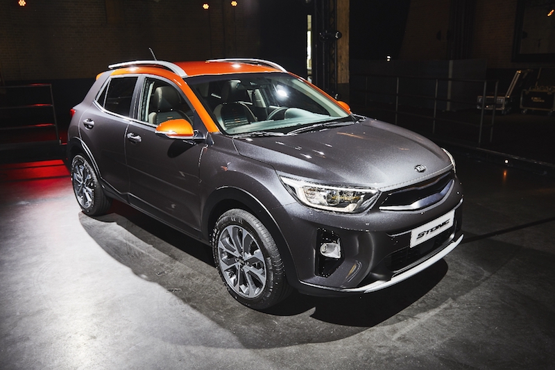 Debutta Stonic il suv compatto di Kia Debutta Stonic il suv compatto di Kia