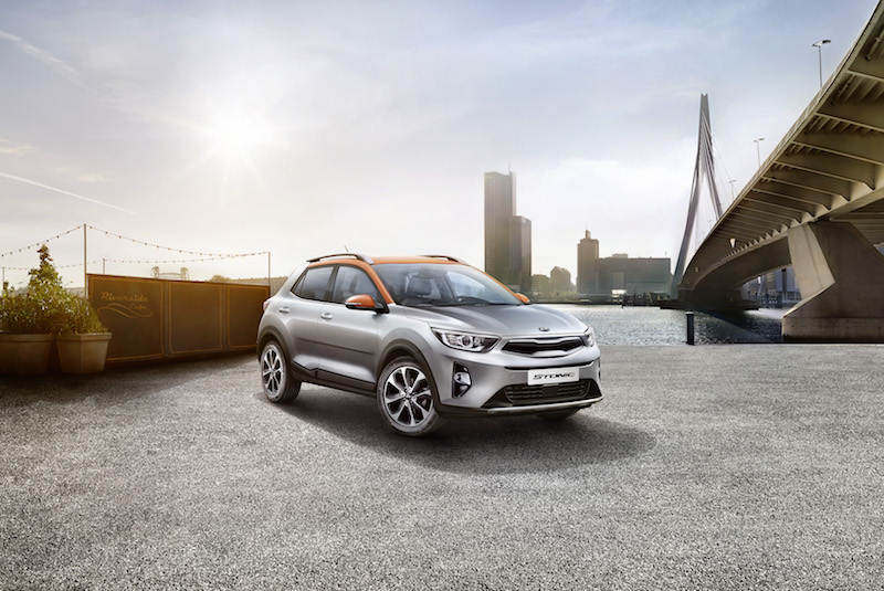 Debutta Stonic il suv compatto di Kia Debutta Stonic il suv compatto di Kia