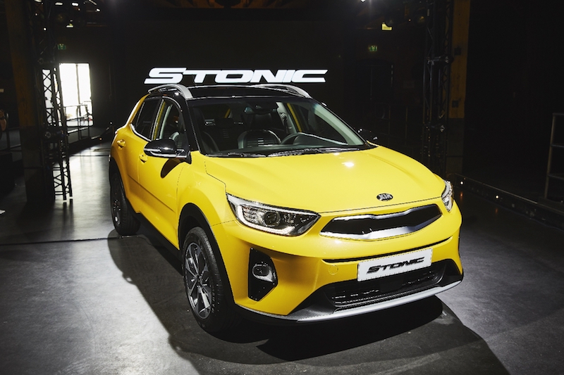 Debutta Stonic il suv compatto di Kia Debutta Stonic il suv compatto di Kia