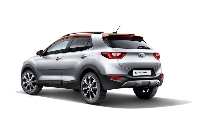 Debutta Stonic il suv compatto di Kia Debutta Stonic il suv compatto di Kia