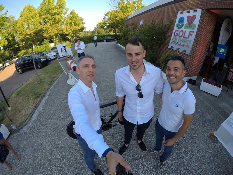 Golf e beneficenza: show a Piacenza: Da Rudy Zerbi a Vissani, ecco tutti i vip Golf e beneficenza: show a Piacenza: Da Rudy Zerbi a Vissani, ecco tutti i vip