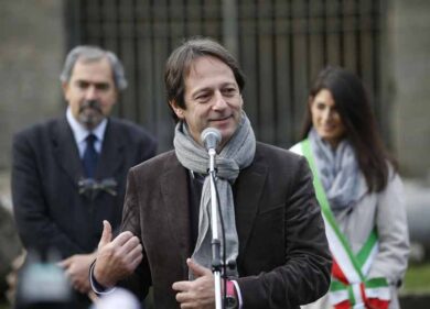M5s Roma, il vicesindaco Luca Bergamo rischia il siluramento. Troppo “piddino”
