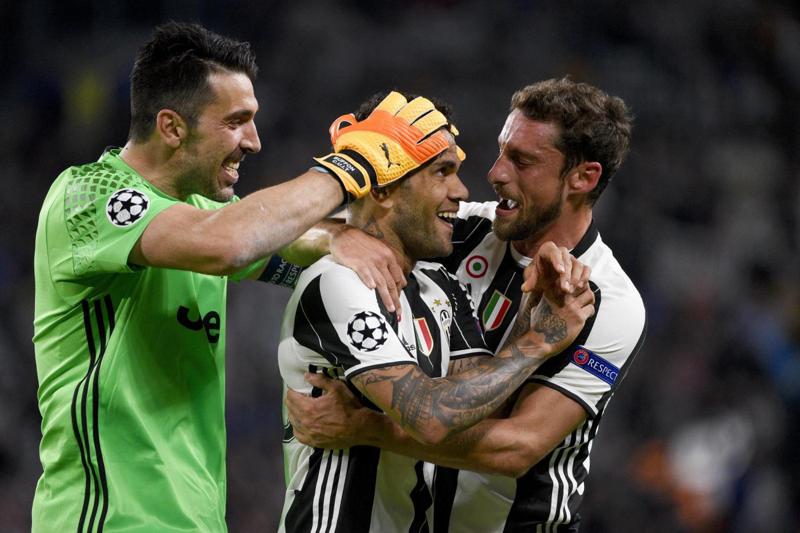 Juventus, Dani Alves ha rescisso il contratto. Ecco le piste per il sostituto Juventus, Dani Alves ha rescisso il contratto. Ecco le piste per il sostituto