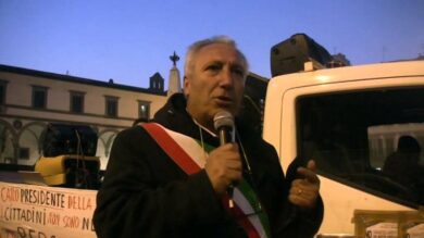 Mafia: patto politico a Niscemi, arrestati ex sindaco e boss