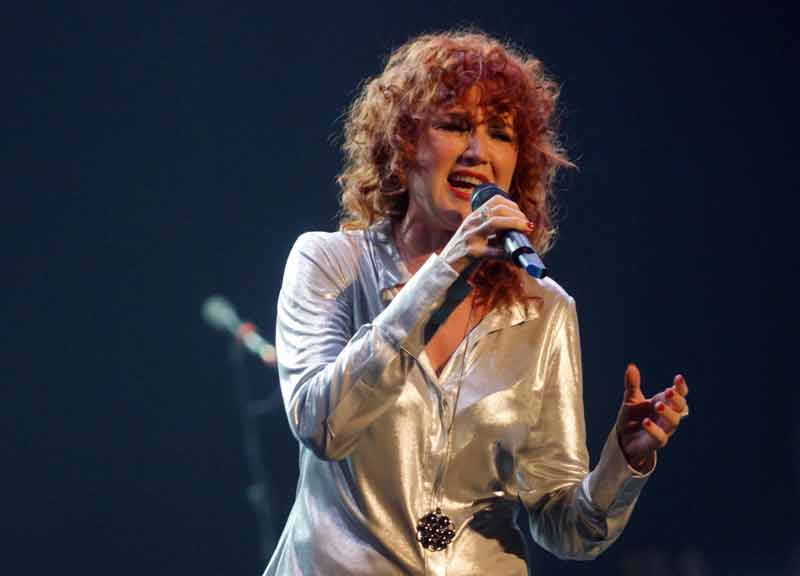 Sabrina Ferilli con Pisapia: dopo la Mannoia anche l’attrice si smarca dal m5s