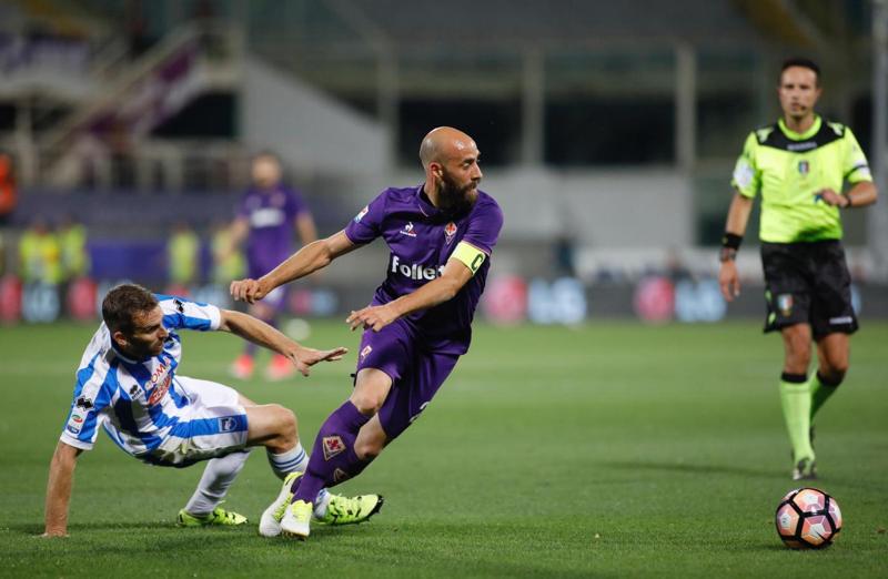 Borja Valero, Corvino (Fiorentina): “Agente dice che vuole andare all’Inter”