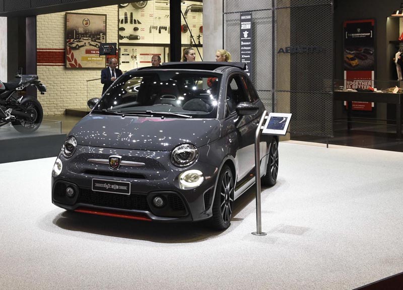 Fiat 500 compie 60 anni e sbarca al MoMa di New York