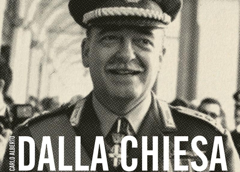 Libri, “Un papà con gli alamari”. Ecco il vero generale Dalla Chiesa Libri, “Un papà con gli alamari”. Ecco il vero generale Dalla Chiesa