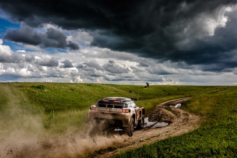 SILK WAY RALLY: tripletta del team Peugeot Total SILK WAY RALLY: tripletta del team Peugeot Total