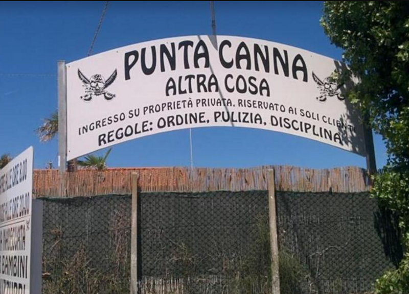 Spiaggia fascista di Chioggia: quando il gestore ammirava il M5s – FOTO Spiaggia fascista di Chioggia: quando il gestore ammirava il M5s – FOTO