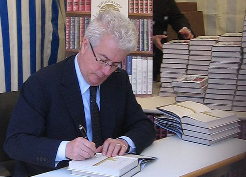 Follett l’ateo. La poesia di Guido Oldani sullo scrittore gallese Follett l’ateo. La poesia di Guido Oldani sullo scrittore gallese