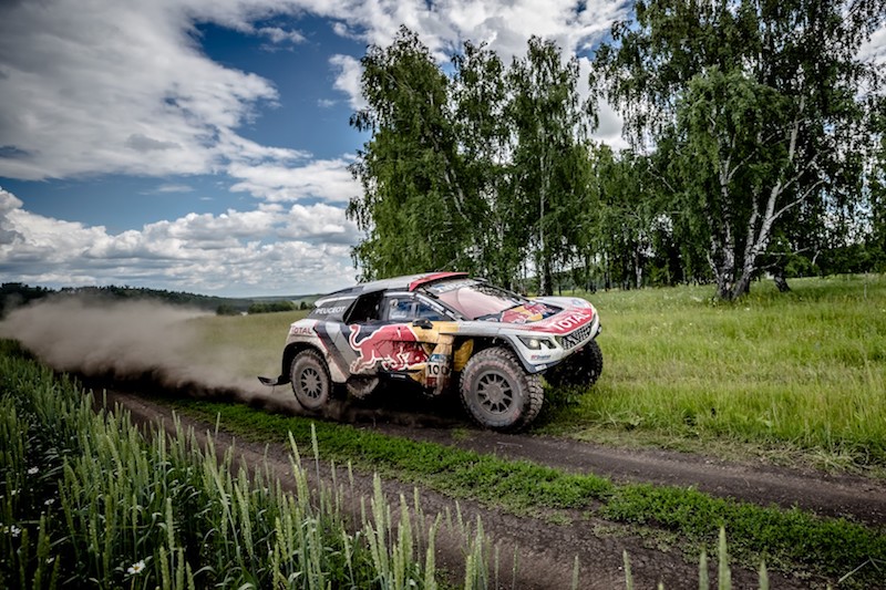 Silk Way rally: i Leoni di Peugeot sempre sul podio Silk Way rally: i Leoni di Peugeot sempre sul podio