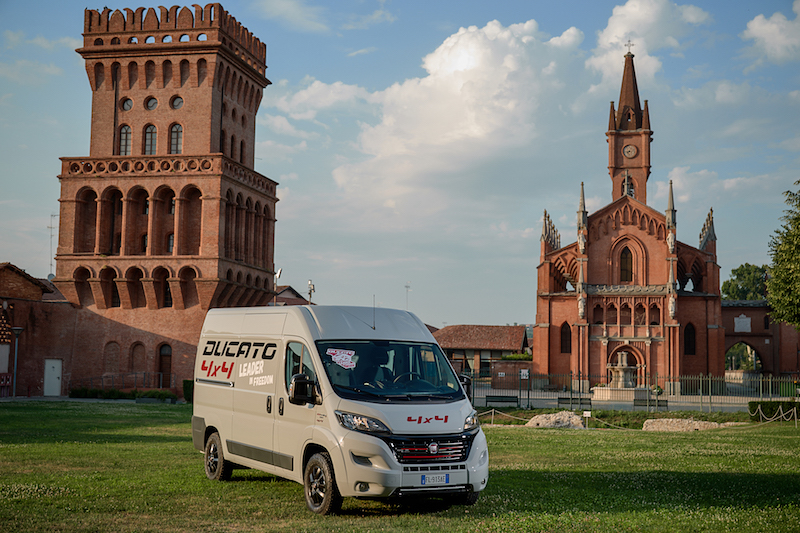 Fiat Professional presenta il nuovo Ducato 4×4 Fiat Professional presenta il nuovo Ducato 4×4