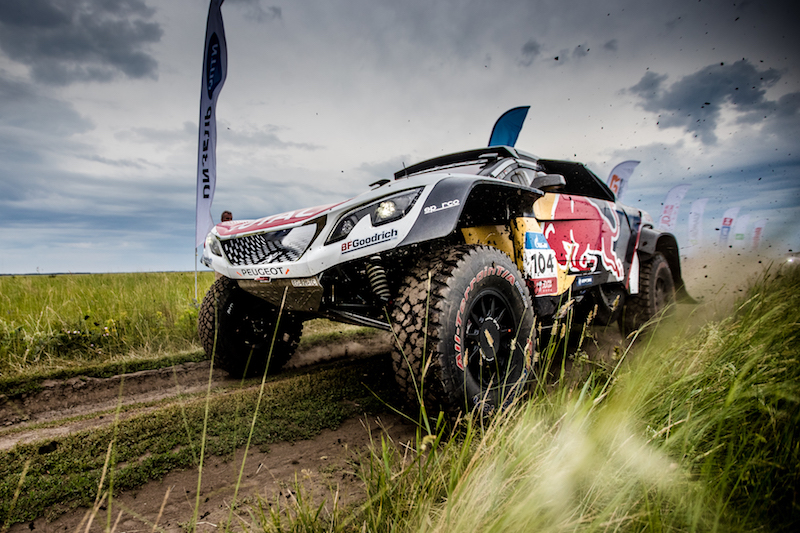 Silk Way Rally: Loeb e la Peugeot 3008 DKR Maxi vincono la quarta tappa Silk Way Rally: Loeb e la Peugeot 3008 DKR Maxi vincono la quarta tappa