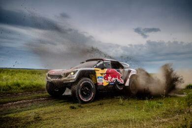 Silk Way Rally: Loeb e la  Peugeot 3008 DKR Maxi  vincono la quarta tappa