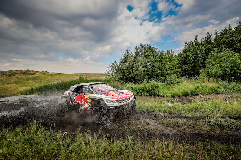 Silk Way Rally: Cyril Despres e la Peugeot DKR vincono la tappa Silk Way Rally: Cyril Despres e la Peugeot DKR vincono la tappa