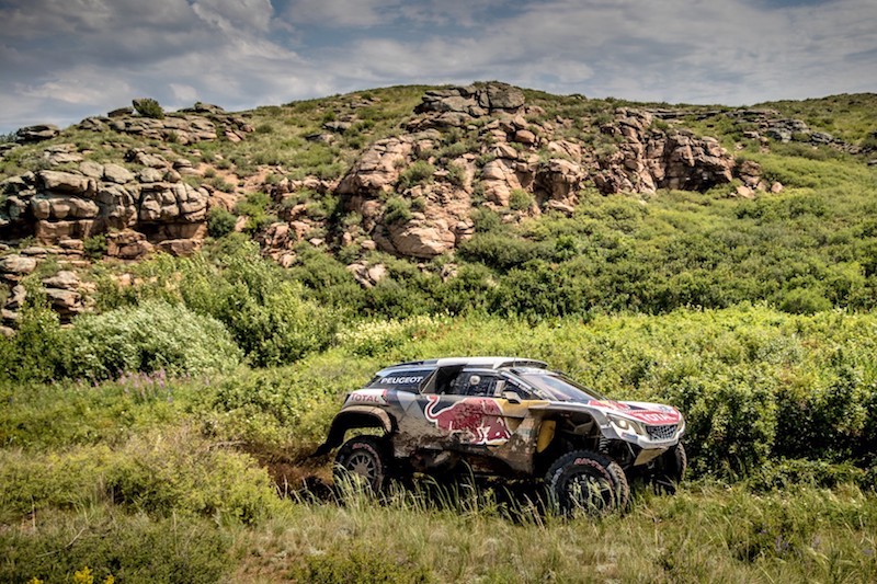Silk Way rally: i Leoni di Peugeot sempre sul Podio Silk Way rally: i Leoni di Peugeot sempre sul Podio