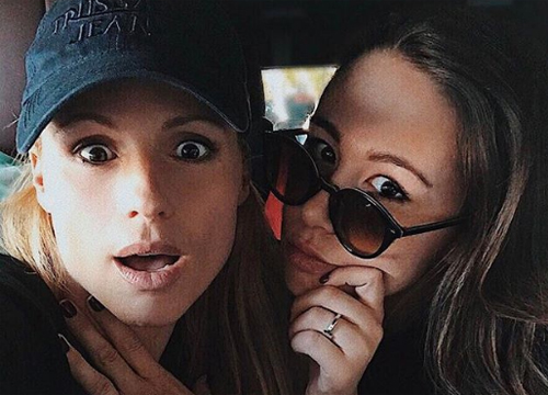 Michelle Hunziker e Aurora: “Mi inviti e poi non mi cag… “. IL VIDEO VIRALE Michelle Hunziker e Aurora: “Mi inviti e poi non mi cag… “. IL VIDEO VIRALE