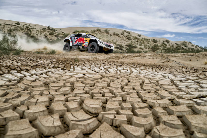 Silk Way Rally: la Peugeot di Loeb si aggiudica l’ottava tappa Silk Way Rally: la Peugeot di Loeb si aggiudica l’ottava tappa