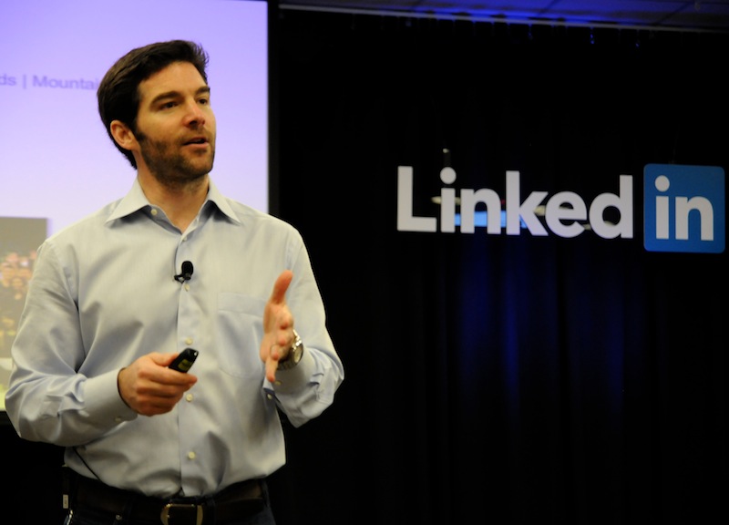Galleria foto 'LinkedIn non fa volare Microsoft. Tutti i lati oscuri del merger' - foto 1
