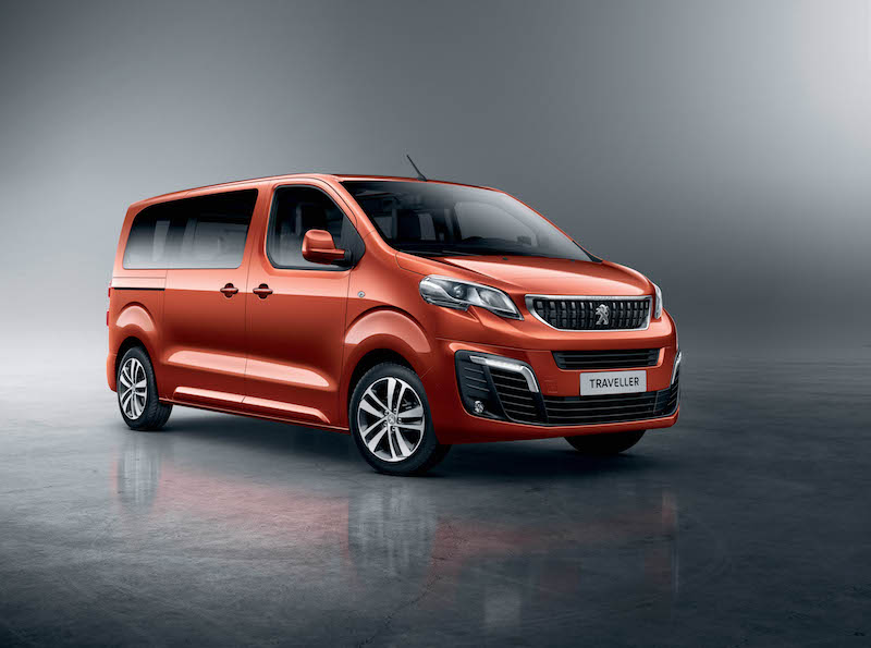 Peugeot Traveller, stravolge  i codici del segmento