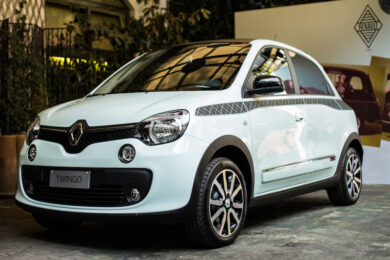Renault Twingo “La Parisienne”: la citycar si fa chic