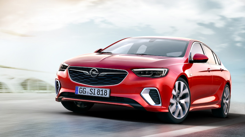 Nuova Opel Insignia GSi: dedicata a chi ama le auto speciali