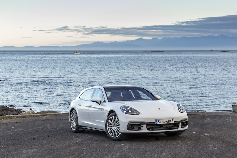 Porsche Panamera Sport Turismo: la wagon supersportiva Porsche Panamera Sport Turismo: la wagon supersportiva