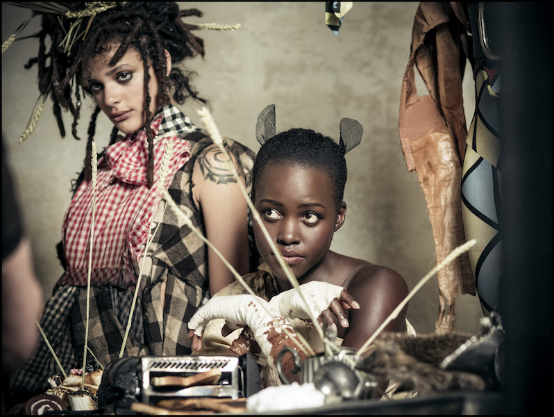 Tim Walker firma il Calendario Pirelli 2018 Tim Walker firma il Calendario Pirelli 2018