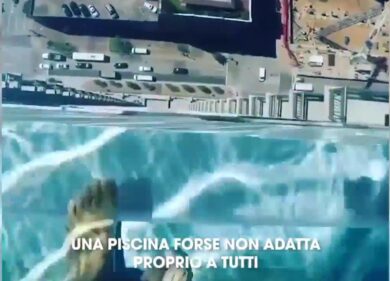 La piscina sospesa nel cielo