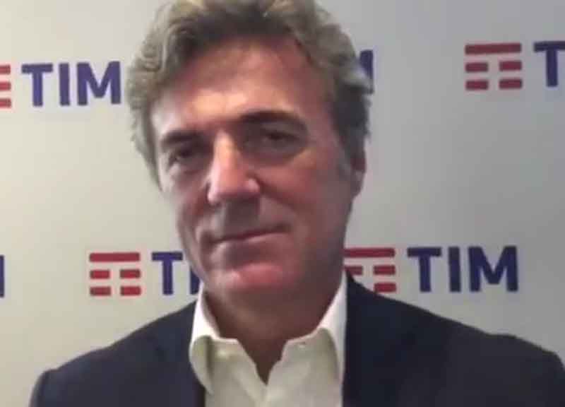 Tim, per Cattaneo buonuscita da 25 milioni di euro Tim, per Cattaneo buonuscita da 25 milioni di euro