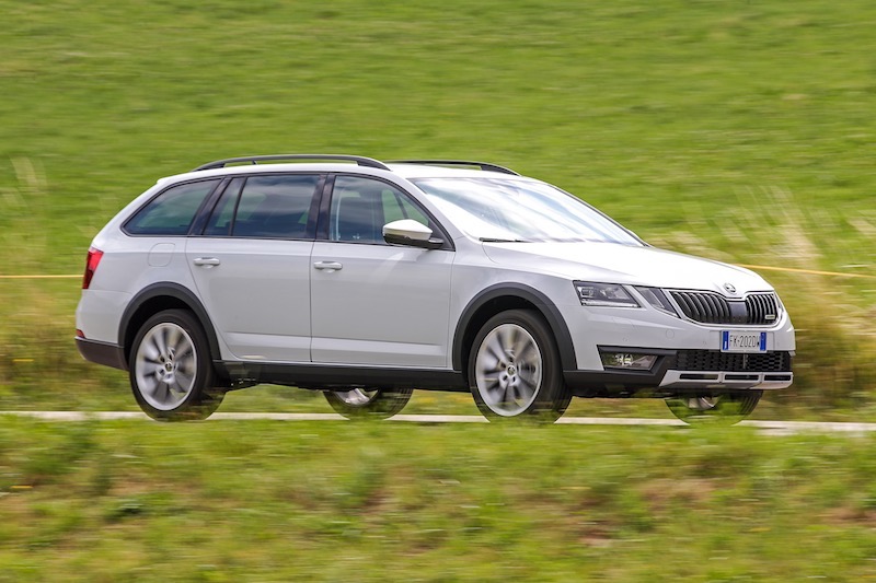 Skoda Octavia: nuovo design per un look di forte impatto Skoda Octavia: nuovo design per un look di forte impatto