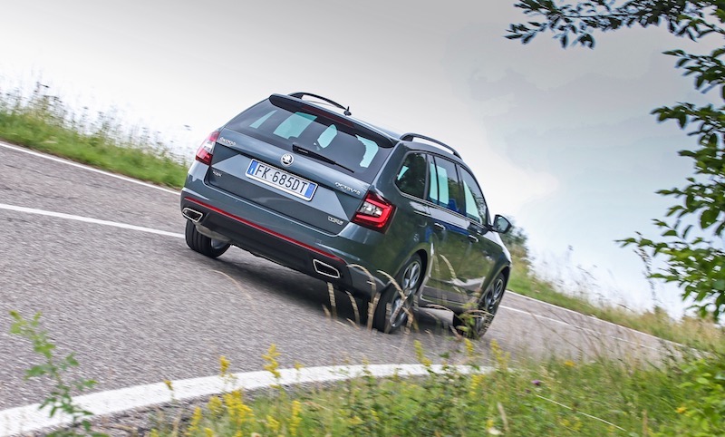 Skoda Octavia: nuovo design per un look di forte impatto Skoda Octavia: nuovo design per un look di forte impatto