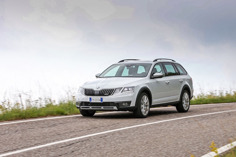 Skoda Octavia: nuovo design per un look di forte impatto Skoda Octavia: nuovo design per un look di forte impatto