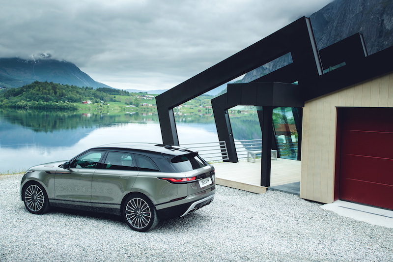 Range Rover Velar: ridefinisce il concetto di SUV