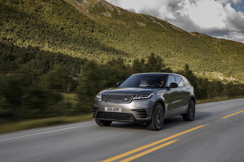 Range Rover Velar: ridefinisce il concetto di SUV