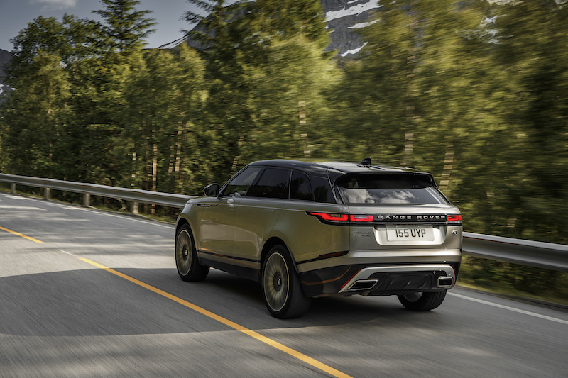 Range Rover Velar: ridefinisce il concetto di SUV