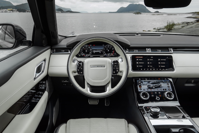 Range Rover Velar: ridefinisce il concetto di SUV
