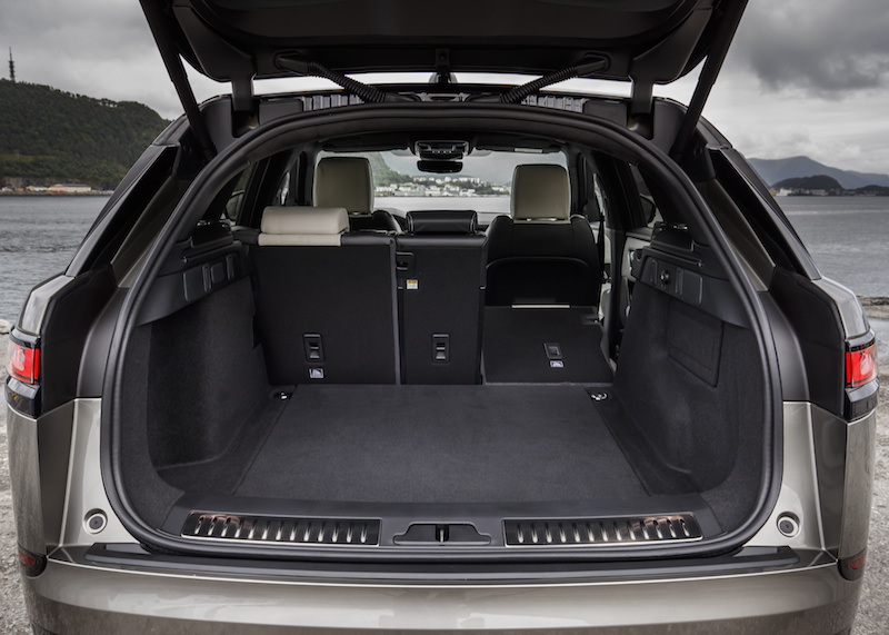 Range Rover Velar: ridefinisce il concetto di SUV