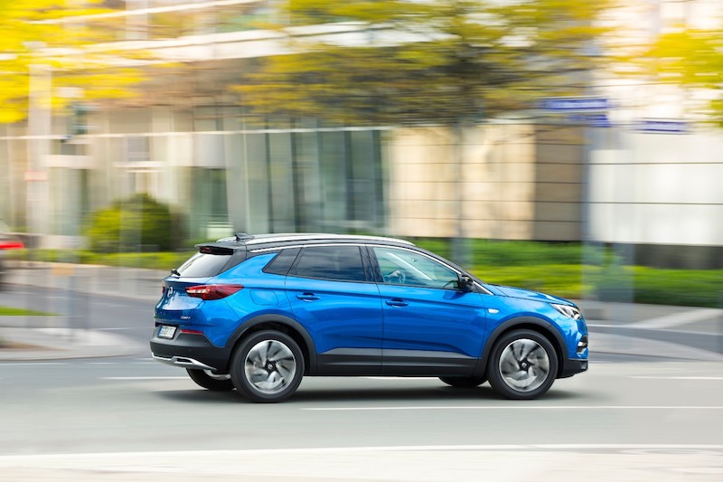 Grandland X: il nuovo SUV di casa Opel in passerella a Francoforte 2017