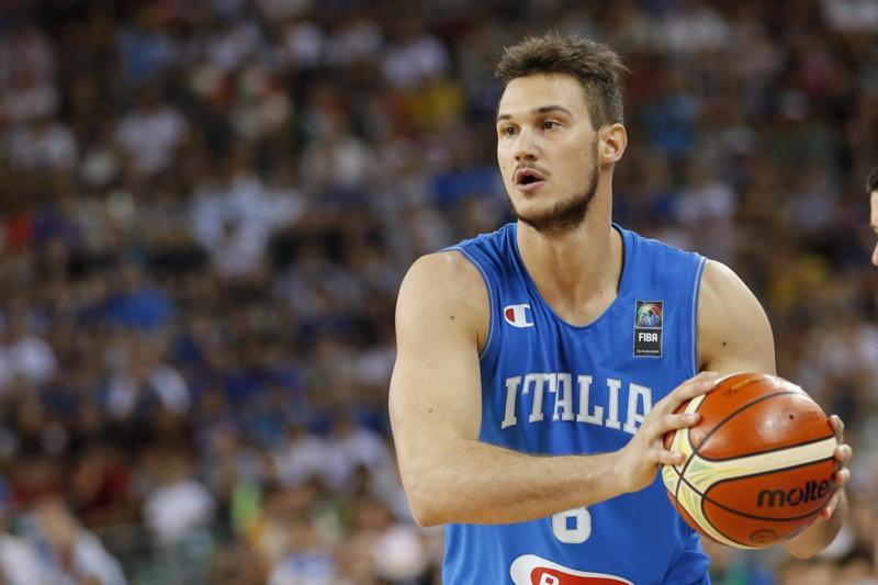 Gallinari: pugno all’avversario e frattura. Gallo, addio Europei di basket Gallinari: pugno all’avversario e frattura. Gallo, addio Europei di basket