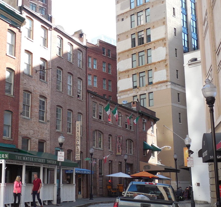 Baltimore: la citta Usa delle bandiere italiane