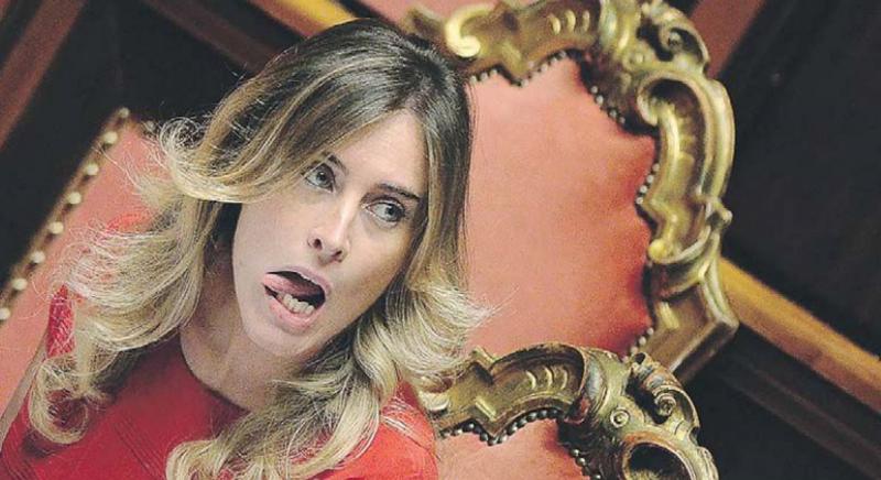 La Boschi in ottima forma. Foto. Si allena per fare la premier?