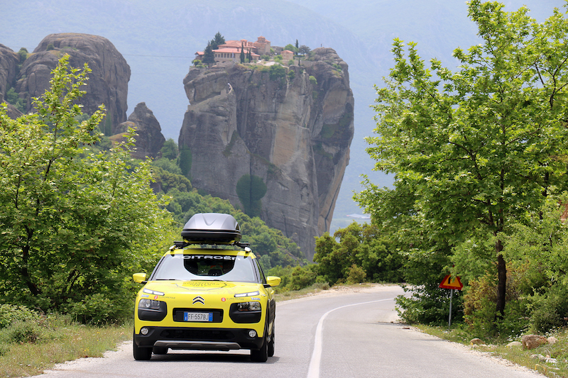 Citroën C4 Cactus: da Milano a Pechino. Impresa compiuta con successo! Citroën C4 Cactus: da Milano a Pechino. Impresa compiuta con successo!
